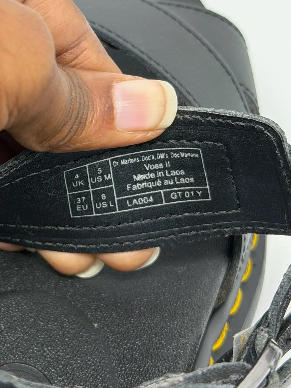 Dr. Martens Voss II Women’s US 6 Black Hydro Leather Platform Sandals Minimalist